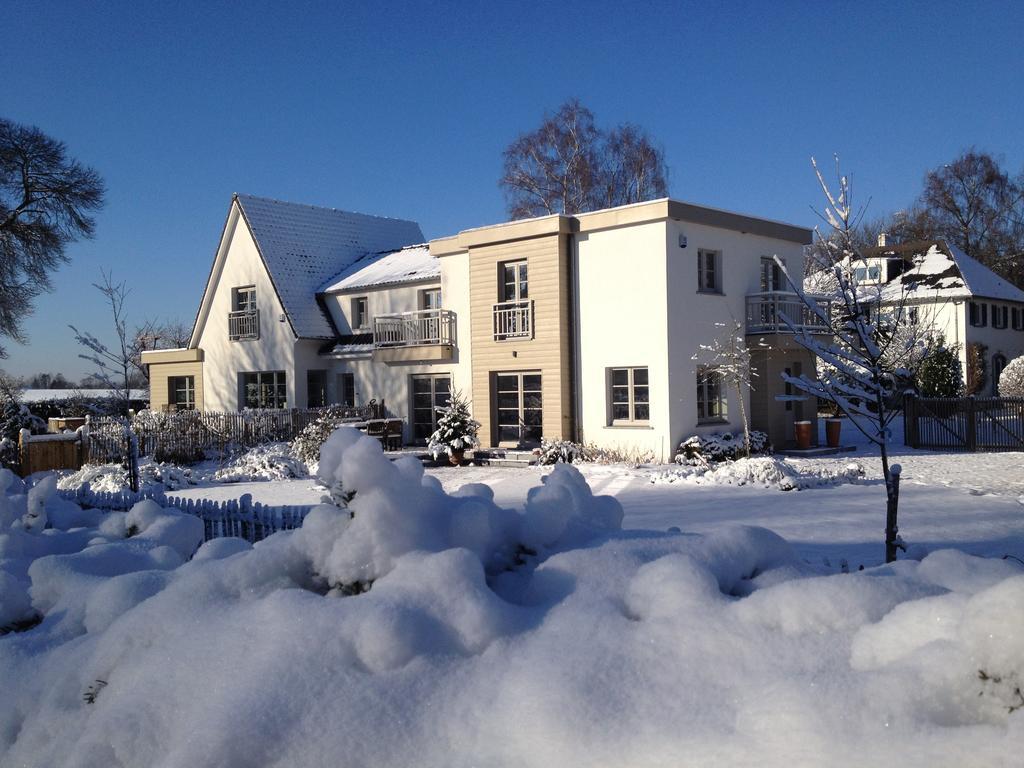 Le Chataignier Hotel Wezembeek-Oppem Exterior photo